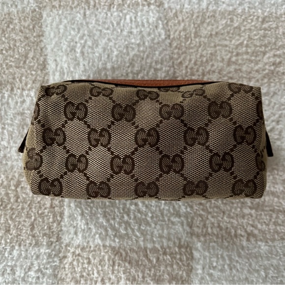 Authentic: Gucci GG Canvas Cosmetic Pouch - Picture 4 of 8